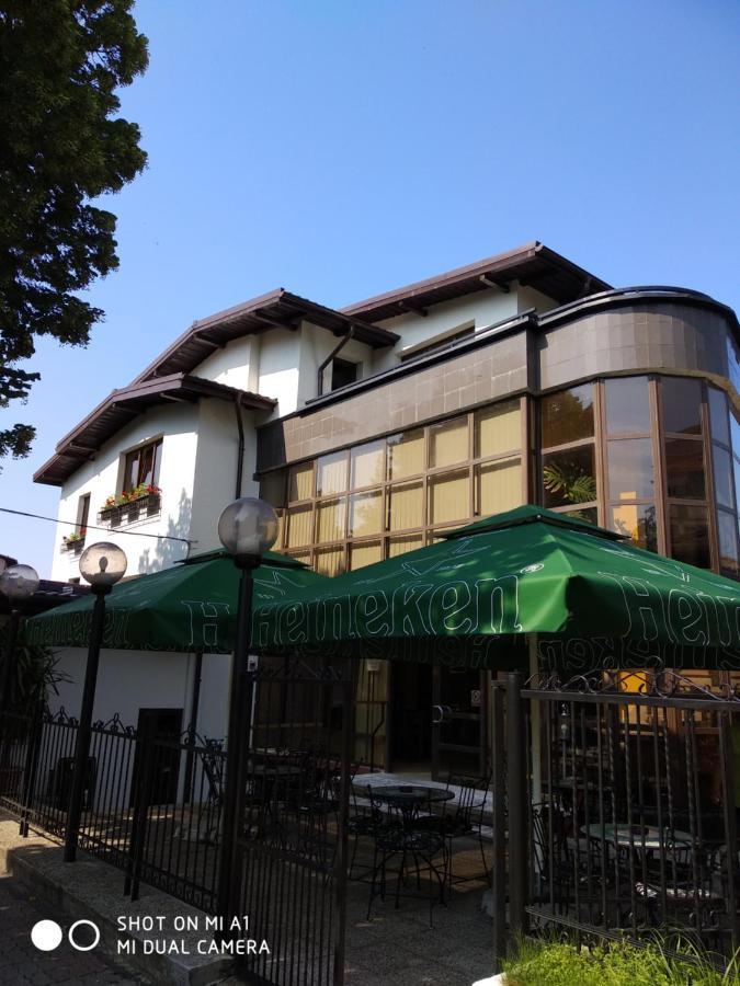 Casa Romaneasca Curtea De Arges Exterior photo